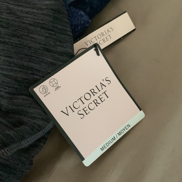 2 medium sports bra one new with tags one new without tags - Picture 2 of 2